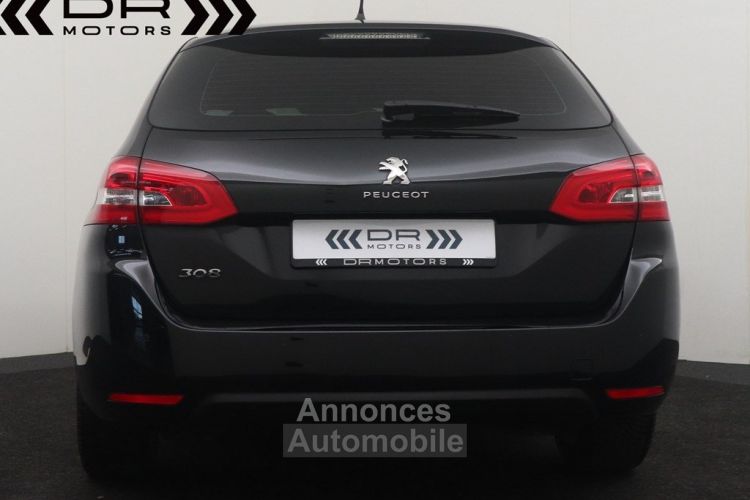 Peugeot 308 SW 1.2 Aut .PureTech ACTIVE - NAVI MIRROR LINK - <small></small> 14.495 € <small>TTC</small> - #5