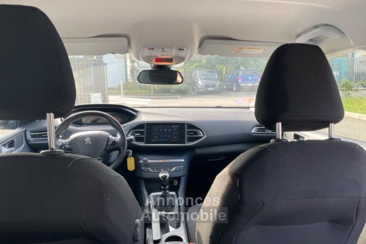 Peugeot 308 SW 1.2 puretech 110CH ACTIVE BUSINESS APPLE CARPLAY + COURROIE NEUVE - <small></small> 11.490 € <small>TTC</small> - #15