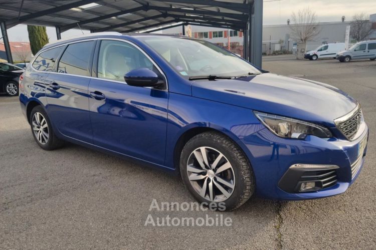 Peugeot 308 SW 1.2 puretech 130 eat8 allure, attelage, xénon, camera - <small></small> 12.990 € <small>TTC</small> - #3