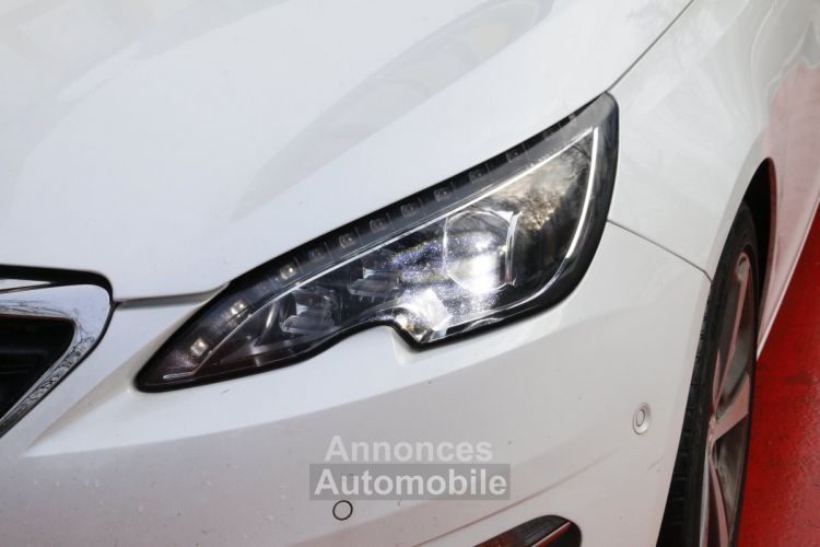 Peugeot 308 SW 1.2 PureTech 130 Féline BVM (Toit panoramique, Cuir, Camera) - <small></small> 8.990 € <small>TTC</small> - #34