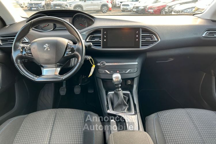 Peugeot 308 SW 1.2 THP 130 cv Année 2018 Crit'Air 1 - <small></small> 12.450 € <small>TTC</small> - #5