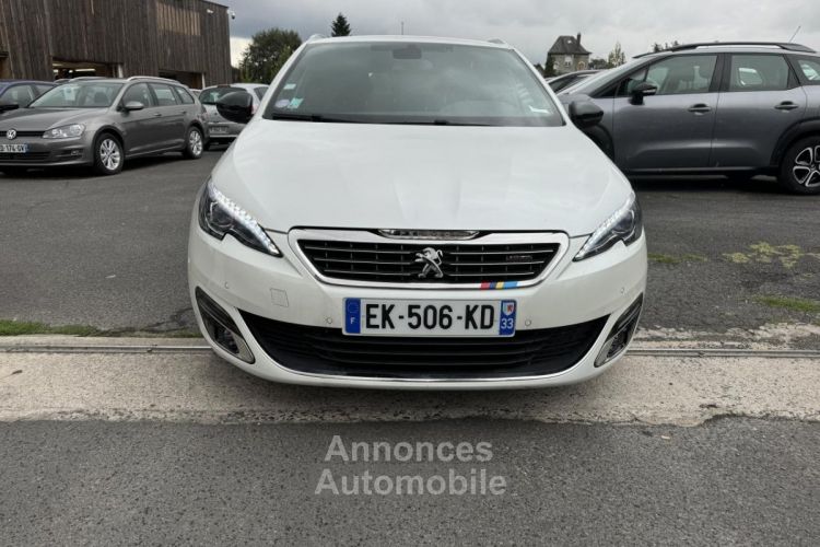 Peugeot 308 SW 1.2i PureTech S&S - 130 GT Line Gps + Camera AR - <small></small> 13.490 € <small>TTC</small> - #8