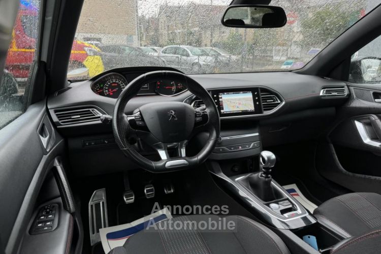 Peugeot 308 SW 1.2i PureTech S&S - 130 GT Line Gps + Camera AR - <small></small> 13.490 € <small>TTC</small> - #24