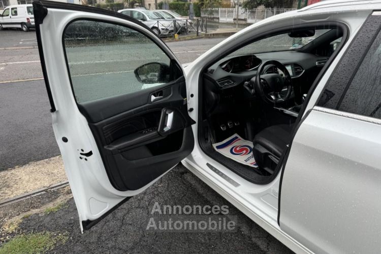 Peugeot 308 SW 1.2i PureTech S&S - 130 GT Line Gps + Camera AR - <small></small> 13.490 € <small>TTC</small> - #25