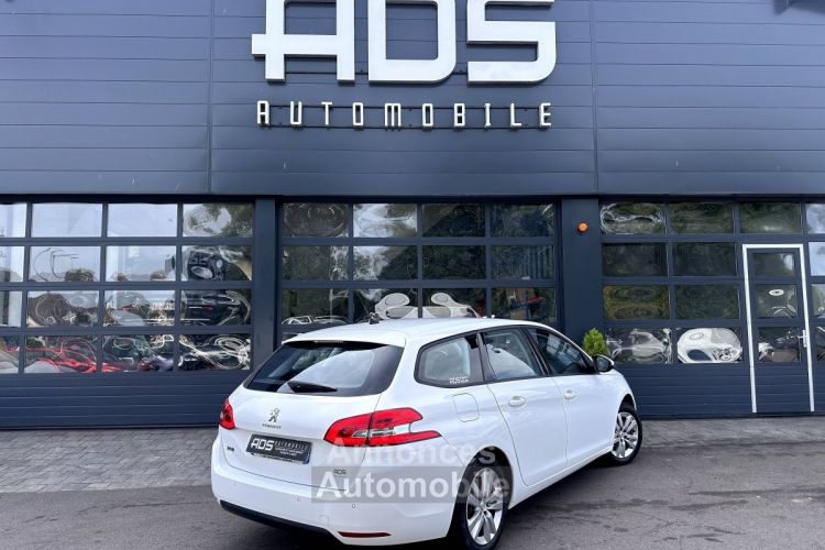 Peugeot 308 SW 1.5 BlueHDi 130ch S&S Active Business EAT8 / À PARTIR DE 174,55 € * - <small></small> 12.990 € <small>TTC</small> - #12