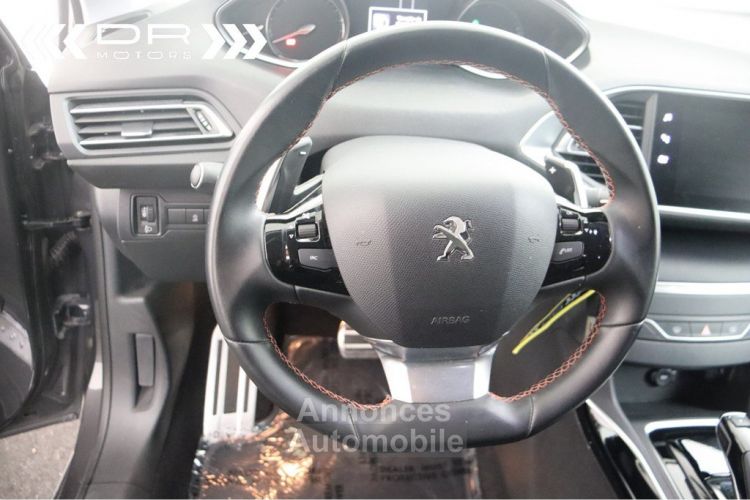 Peugeot 308 SW 1.5 BlueHDI EAT8 TECH EDITION - NAVIGATIE ADAPTIVE CRUISE TREKHAAK - <small></small> 15.995 € <small>TTC</small> - #30