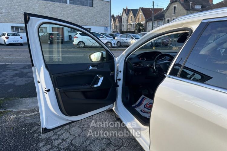 Peugeot 308 SW 1.5 BlueHDi S&S - 130 Bva Allure Gps + Clim + toit panoramique - <small></small> 11.990 € <small>TTC</small> - #40