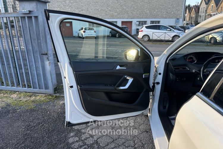 Peugeot 308 SW 1.5 BlueHDi S&S - 130 Bva Allure Gps + Clim + toit panoramique - <small></small> 11.990 € <small>TTC</small> - #41