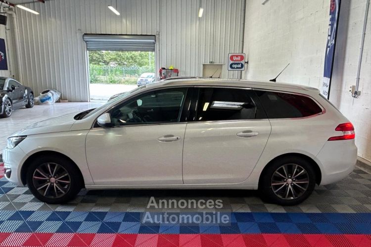 Peugeot 308 SW 1.6 e-HDi 115ch FAP BVM6 Allure - <small></small> 5.000 € <small>TTC</small> - #2