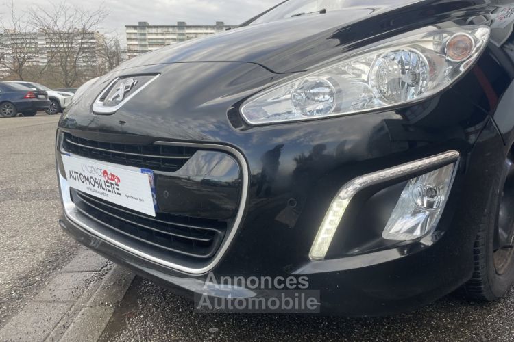 Peugeot 308 SW 2.0 HDi 16V 150 cv - <small></small> 6.290 € <small>TTC</small> - #24