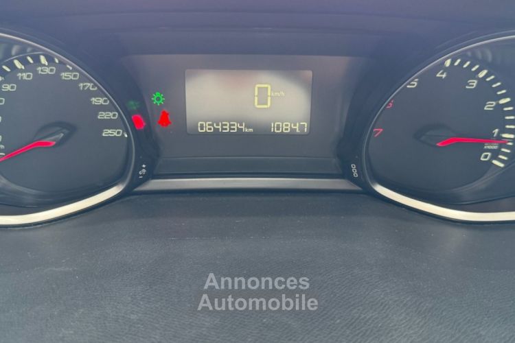 Peugeot 308 SW active 110 ch 1.2 puretech courroie remplacee camera carplay - <small></small> 9.490 € <small>TTC</small> - #11