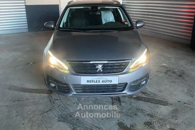 Peugeot 308 SW allure panoramique 1.2i 110ch joint de culasse - <small></small> 4.200 € <small>TTC</small> - #1