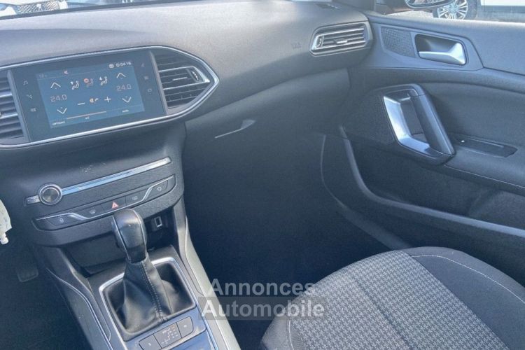 Peugeot 308 SW BlueHDi 130 EAT6 BUSINESS GPS TOIT Pano - <small></small> 11.950 € <small>TTC</small> - #22