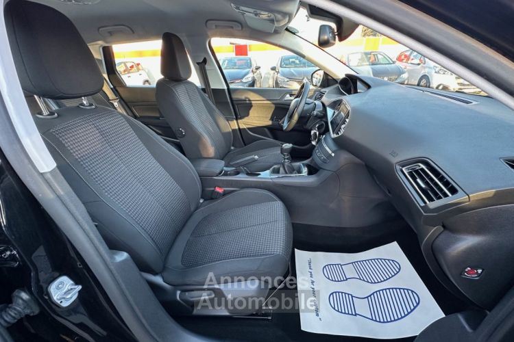 Peugeot 308 SW BlueHDi SetS BVM6 GPS - <small></small> 8.490 € <small>TTC</small> - #9