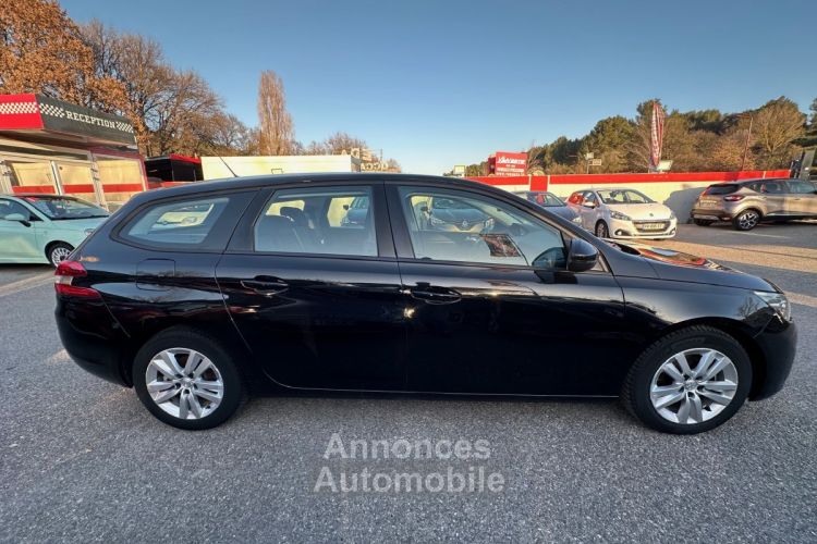 Peugeot 308 SW BlueHDi SetS BVM6 GPS - <small></small> 8.490 € <small>TTC</small> - #17