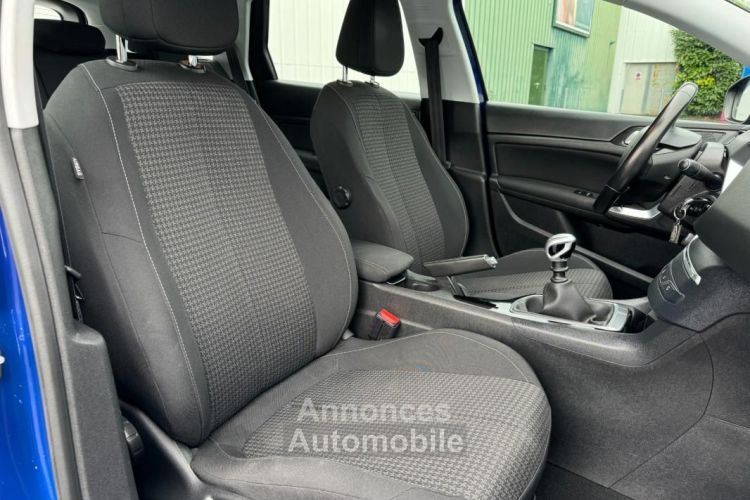 Peugeot 308 SW GENERATION-II 1.5 BLUEHDI 130CH ATTELAGE - <small></small> 13.990 € <small>TTC</small> - #13