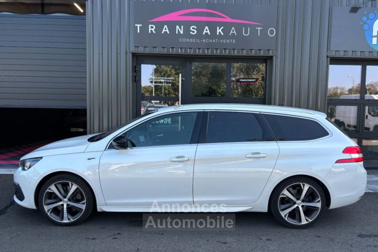 Peugeot 308 SW gt 225 ch avec carplay ges chauffants et massants gps - <small></small> 18.990 € <small>TTC</small> - #2