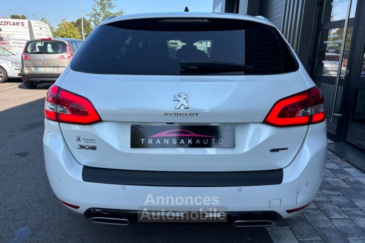 Peugeot 308 SW gt 225 ch avec carplay ges chauffants et massants gps - <small></small> 18.990 € <small>TTC</small> - #4