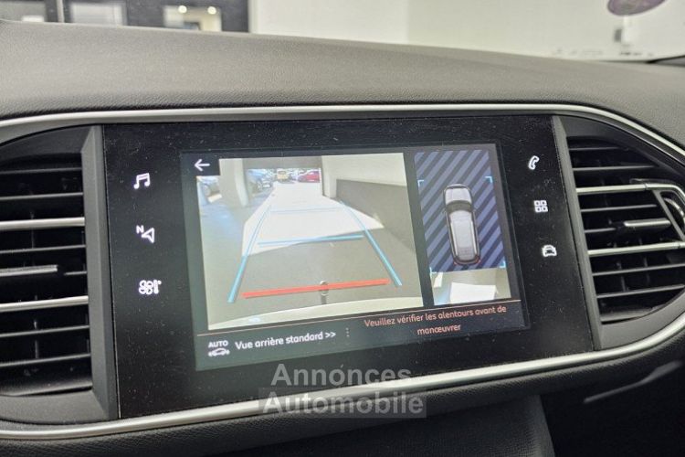 Peugeot 308 SW GT LINE 1.2 PURETECH 130 TOIT PANO APPLE CARPLAY CAMERA RADAR AV AR - <small></small> 10.990 € <small>TTC</small> - #8