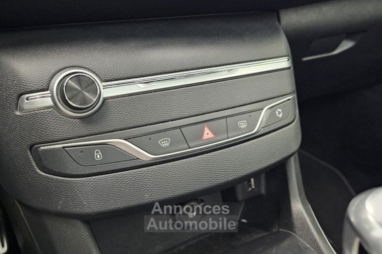 Peugeot 308 SW GT LINE 1.2 PURETECH 130 TOIT PANO APPLE CARPLAY CAMERA RADAR AV AR - <small></small> 10.990 € <small>TTC</small> - #9