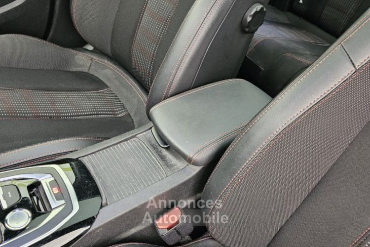 Peugeot 308 SW GT LINE 1.2 PURETECH 130 TOIT PANO APPLE CARPLAY CAMERA RADAR AV AR - <small></small> 10.990 € <small>TTC</small> - #12