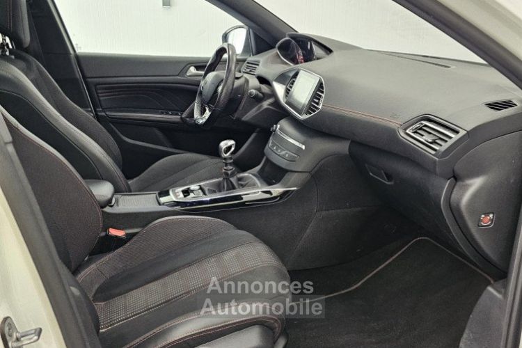 Peugeot 308 SW GT LINE 1.2 PURETECH 130 TOIT PANO APPLE CARPLAY CAMERA RADAR AV AR - <small></small> 10.990 € <small>TTC</small> - #20