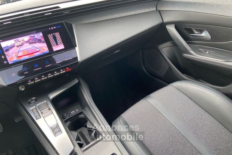 Peugeot 308 SW HYBRID 180 e-EAT8 ALLURE PACK GPS Caméra 1°Main - <small></small> 26.450 € <small>TTC</small> - #22