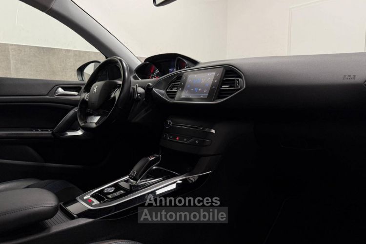 Peugeot 308 SW II 1.5 BlueHDi 130ch GT Line S&S - <small></small> 12.990 € <small>TTC</small> - #32