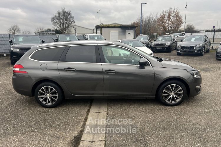 Peugeot 308 SW II 1.6 BlueHDi 120ch S&S 1erMain GPS Caméra Carnet 4 Pneus TVA20% Récupérable - <small></small> 7.990 € <small>TTC</small> - #7