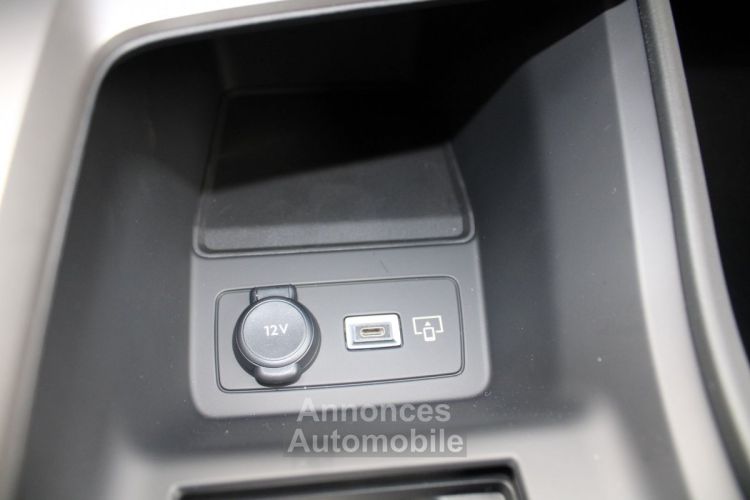 Peugeot 308 SW PHASE 4 ALLURE BLUE HDI 130 CV GPS 3D CAMÉRA 360° FULL LED USB I-COKPIT BOITE AUTO EAT-8 - <small></small> 29.500 € <small>TTC</small> - #15