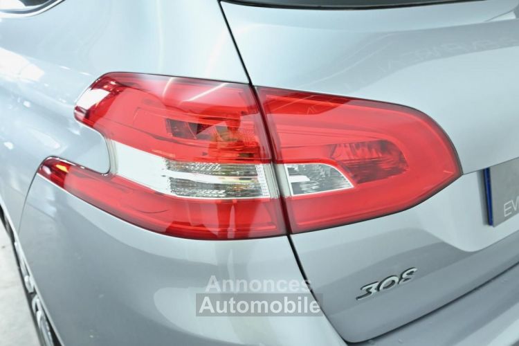 Peugeot 308 SW PureTech 130ch S&S EAT8 Allure - <small></small> 11.990 € <small>TTC</small> - #17