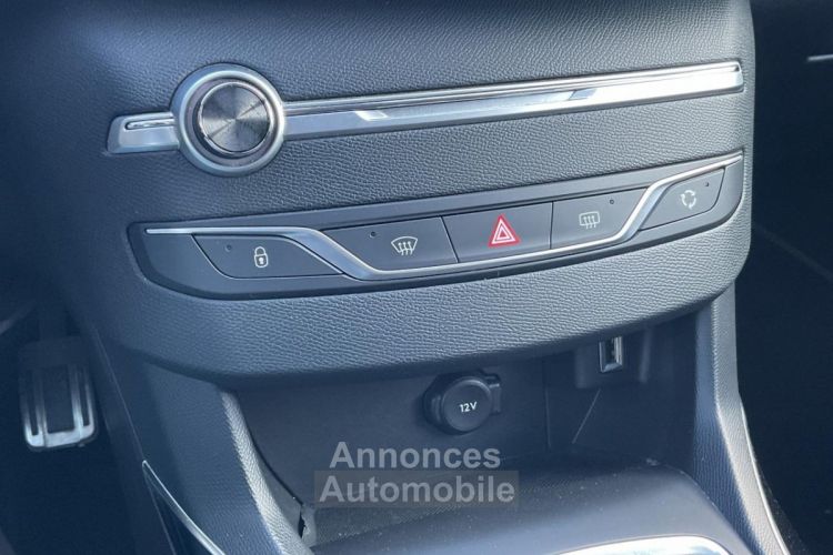 Peugeot 308 SW S&S 110 CH TECH EDITION / GPS - CLIM - CARPLAY - CAMERA DE RECUL - REGULATEUR LIMITEUR - <small></small> 12.490 € <small>TTC</small> - #19