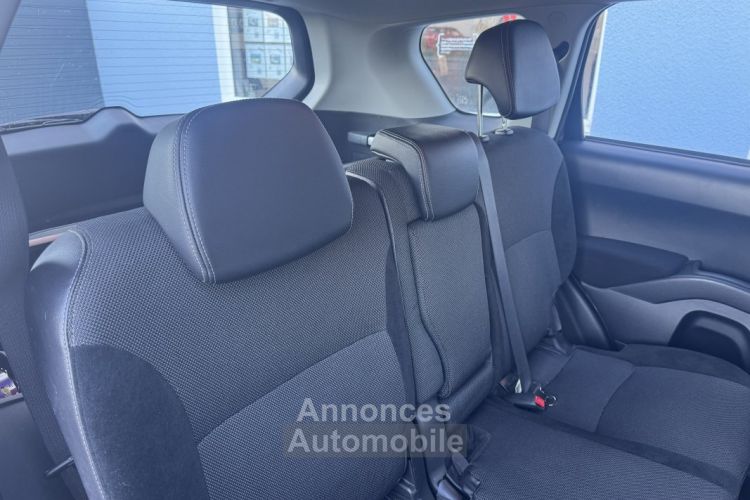 Peugeot 4007 2.2HDi 156ch Féline II DCS6 - <small></small> 9.990 € <small>TTC</small> - #14