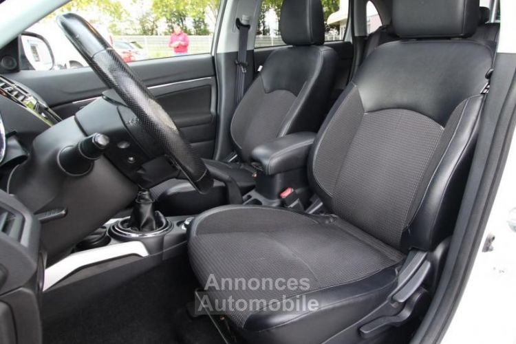 Peugeot 4008 1.6 HDI 115 ALLURE 4X4 START-STOP - <small></small> 8.990 € <small>TTC</small> - #11