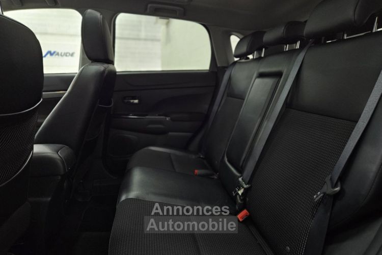 Peugeot 4008 1.6 HDi FAP 115 CH STT 4x4 - Style - <small></small> 13.990 € <small>TTC</small> - #17