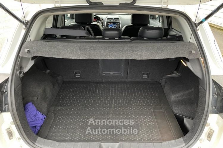 Peugeot 4008 1.6 HDI STT 115CH STYLE 4X4 BLANC ANTARCTIQUE - <small></small> 15.550 € <small>TTC</small> - #38