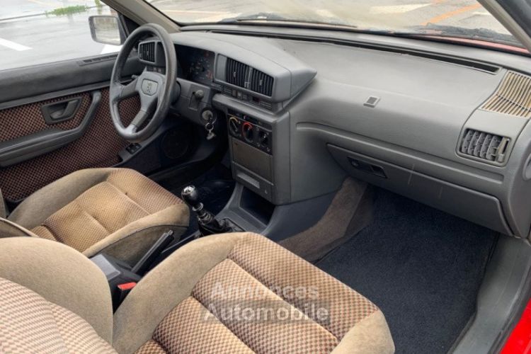 Peugeot 405 BERLINE MI-16 1.9 I 160 - <small></small> 6.900 € <small>TTC</small> - #13