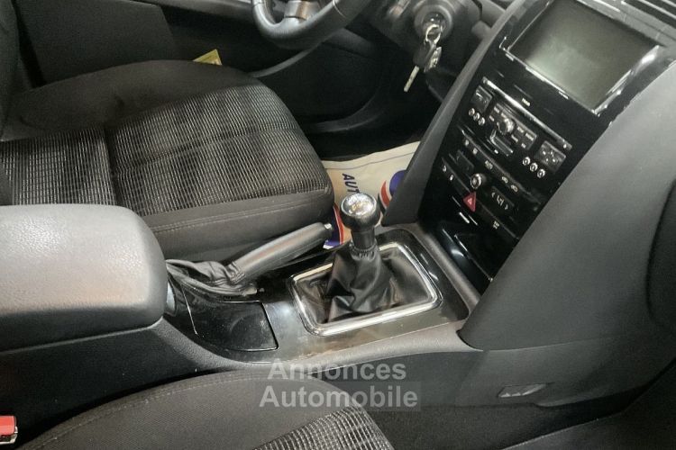 Peugeot 407 BERLINE 1.6 HDI 110 Cv 1ERE MAIN / 85 900 Kms GPS BLUETOOTH REGULATEUR - GARANTIE 1 AN - <small></small> 7.970 € <small>TTC</small> - #15