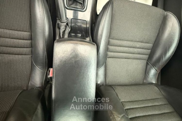 Peugeot 407 Coupé 2.0 HDi 16V 136ch FAP Navteq (8 CV) 2008 + 190 000KM - <small></small> 5.990 € <small>TTC</small> - #20