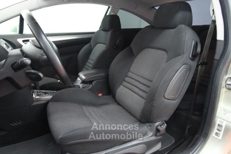 Peugeot 407 COUPE 2.7 HDI 205 SPORT BVA - <small></small> 10.490 € <small>TTC</small> - #7