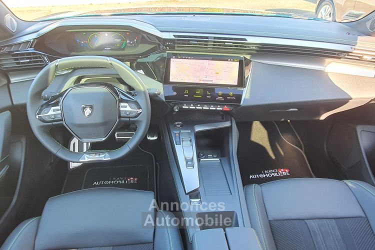 Peugeot 408 GT HYBRID 225 E-EAT8 PHEV Toit Ouvrant - Attelage - <small></small> 39.990 € <small>TTC</small> - #11