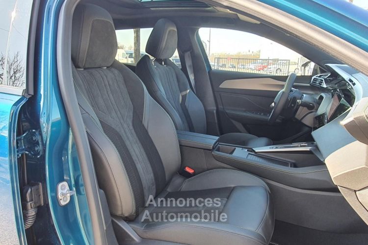 Peugeot 408 GT HYBRID 225 E-EAT8 PHEV Toit Ouvrant - Attelage - <small></small> 39.990 € <small>TTC</small> - #12