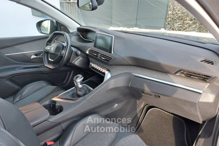 Peugeot 5008 1.2 130ch ALLURE S&S BVM - <small></small> 19.990 € <small>TTC</small> - #13