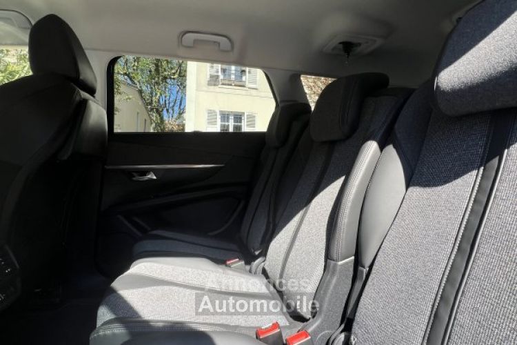 Peugeot 5008 1.2 PURETECH 130 ALLURE EAT6 KIT DISTRIBUTION REMPLACE - <small></small> 17.490 € <small>TTC</small> - #19
