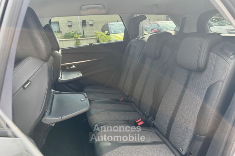 Peugeot 5008 1.2 puretech 130CH ALLURE APPLE CARPLAY + COURROIE OK - <small></small> 18.979 € <small>TTC</small> - #13