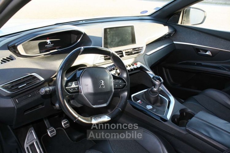 Peugeot 5008 1.2 PURETECH 130CH GT LINE S&S - <small></small> 14.990 € <small>TTC</small> - #8