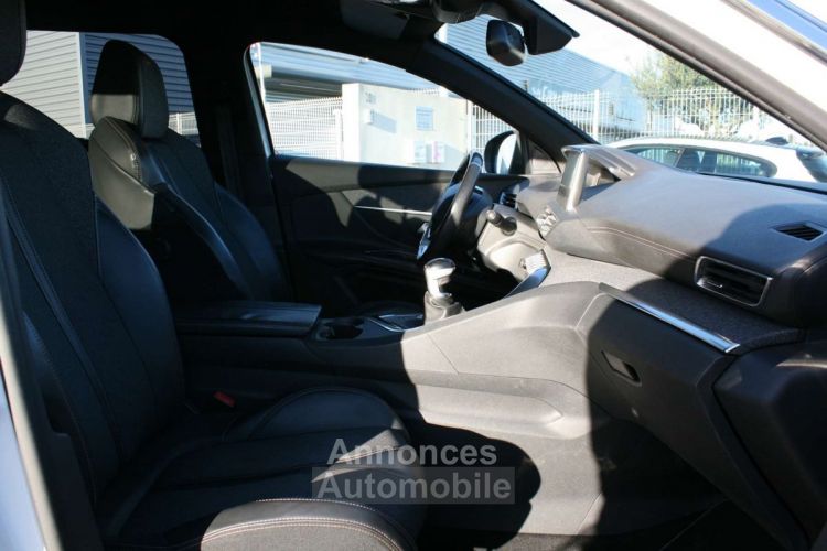 Peugeot 5008 1.2 PURETECH 130CH GT LINE S&S - <small></small> 14.990 € <small>TTC</small> - #11