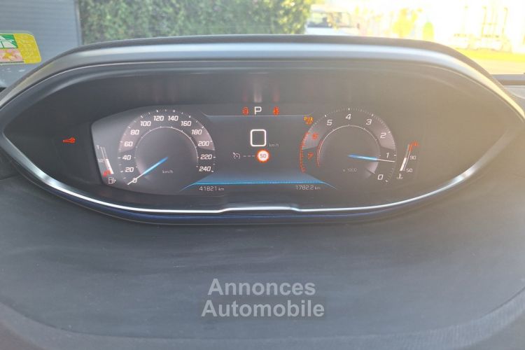 Peugeot 5008 1,2 PureTech 130ch S&S Allure EAT8 1ère main - <small></small> 25.990 € <small>TTC</small> - #23