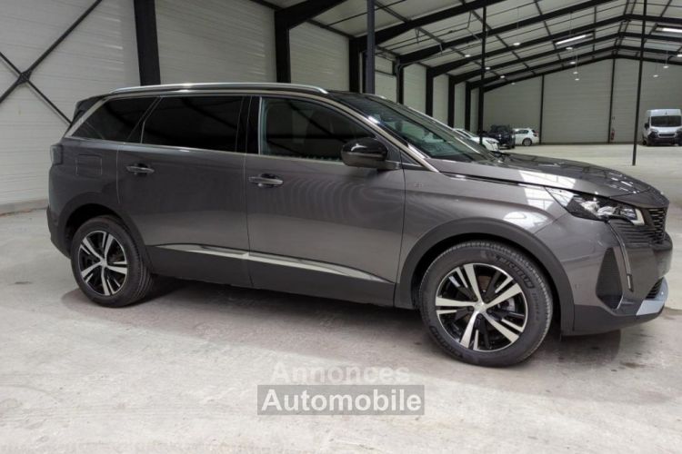 Peugeot 5008 1.2 PURETECH 130CV EAT8 7PL GT + SIEGES CHAUFFANTS + HAYON MAINS LIBRES GRIS PLATINIUM / TOIT NOIR - <small></small> 30.900 € <small>TTC</small> - #1