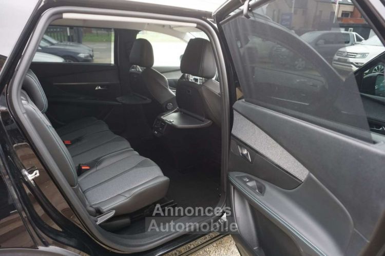 Peugeot 5008 1.2 PureTech ALLURE 7 PLACES Bte AUTO CAM COCKPIT - <small></small> 21.990 € <small>TTC</small> - #18